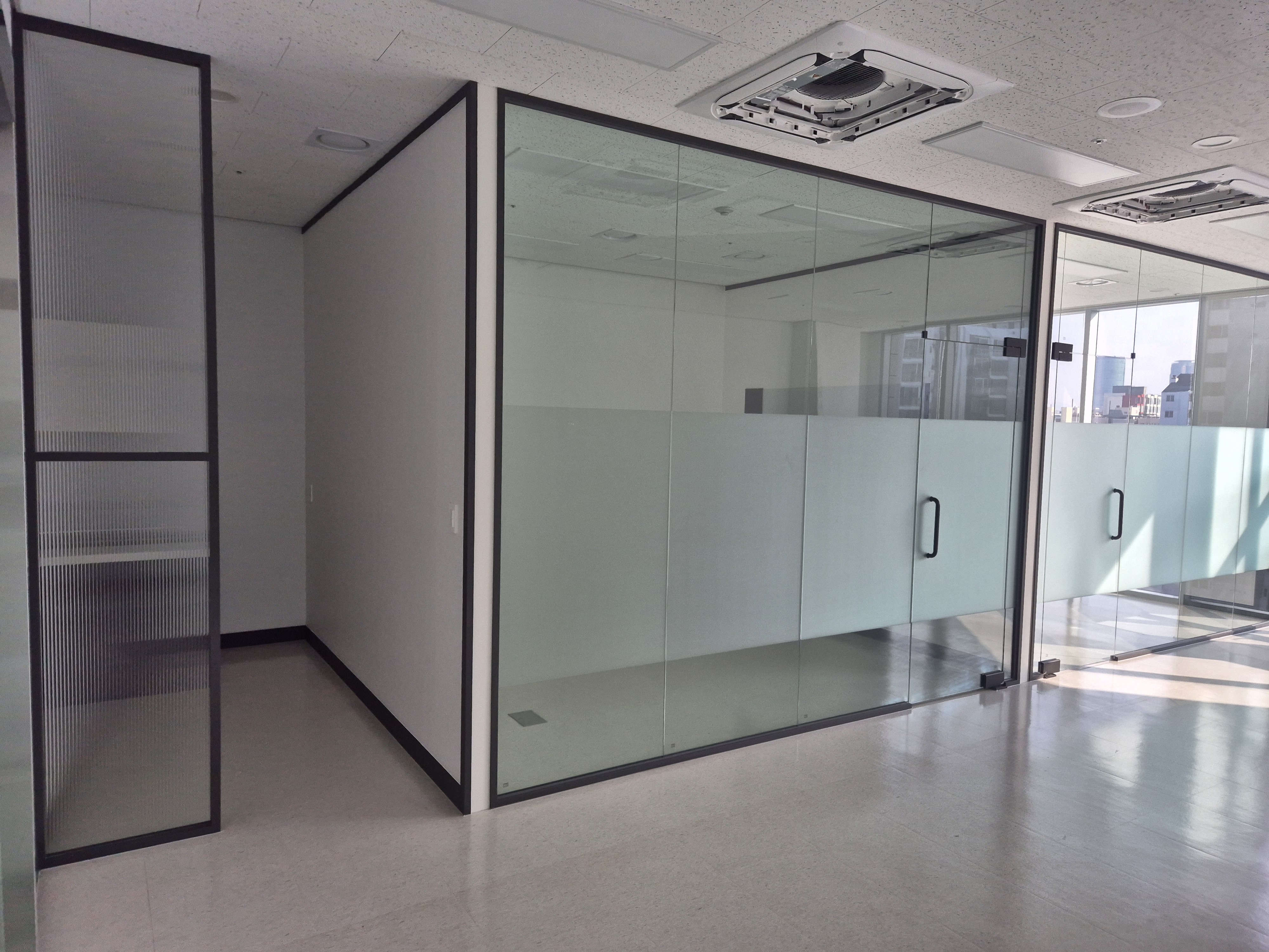 문래동지식산업센타유리칸막이