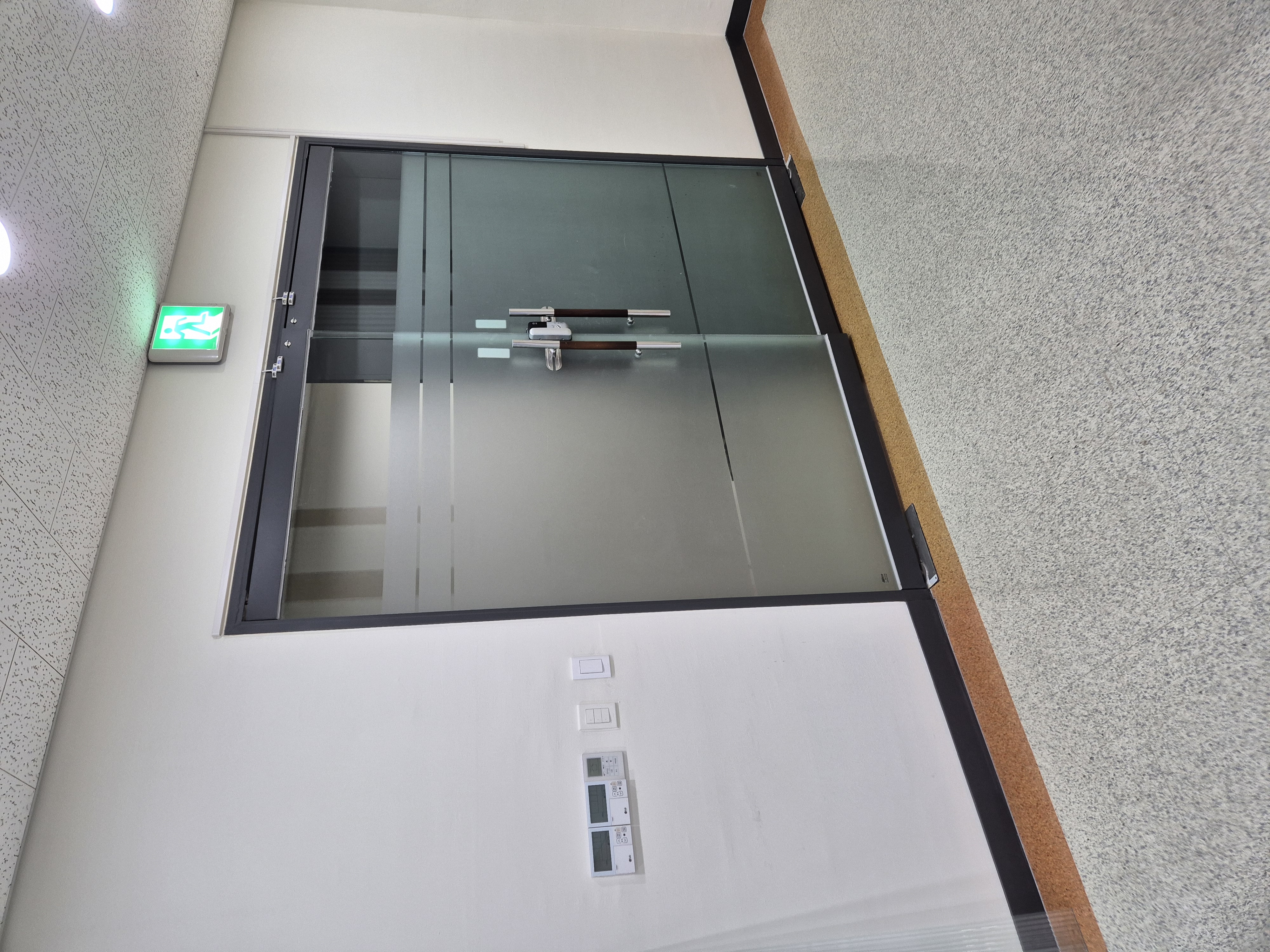 문래동지식산업센타양개유리문