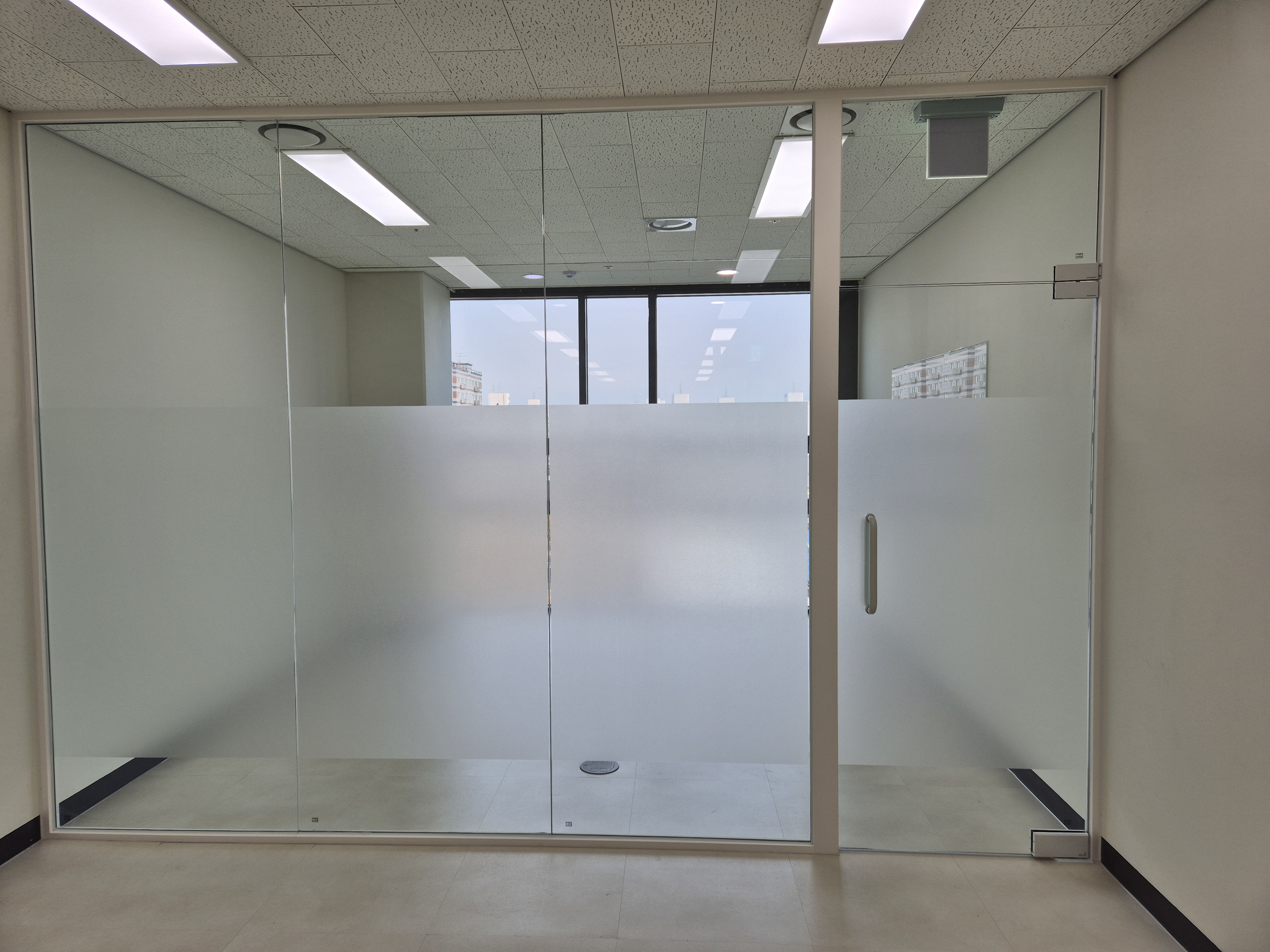 문래동지식산업센타유리칸막이설치