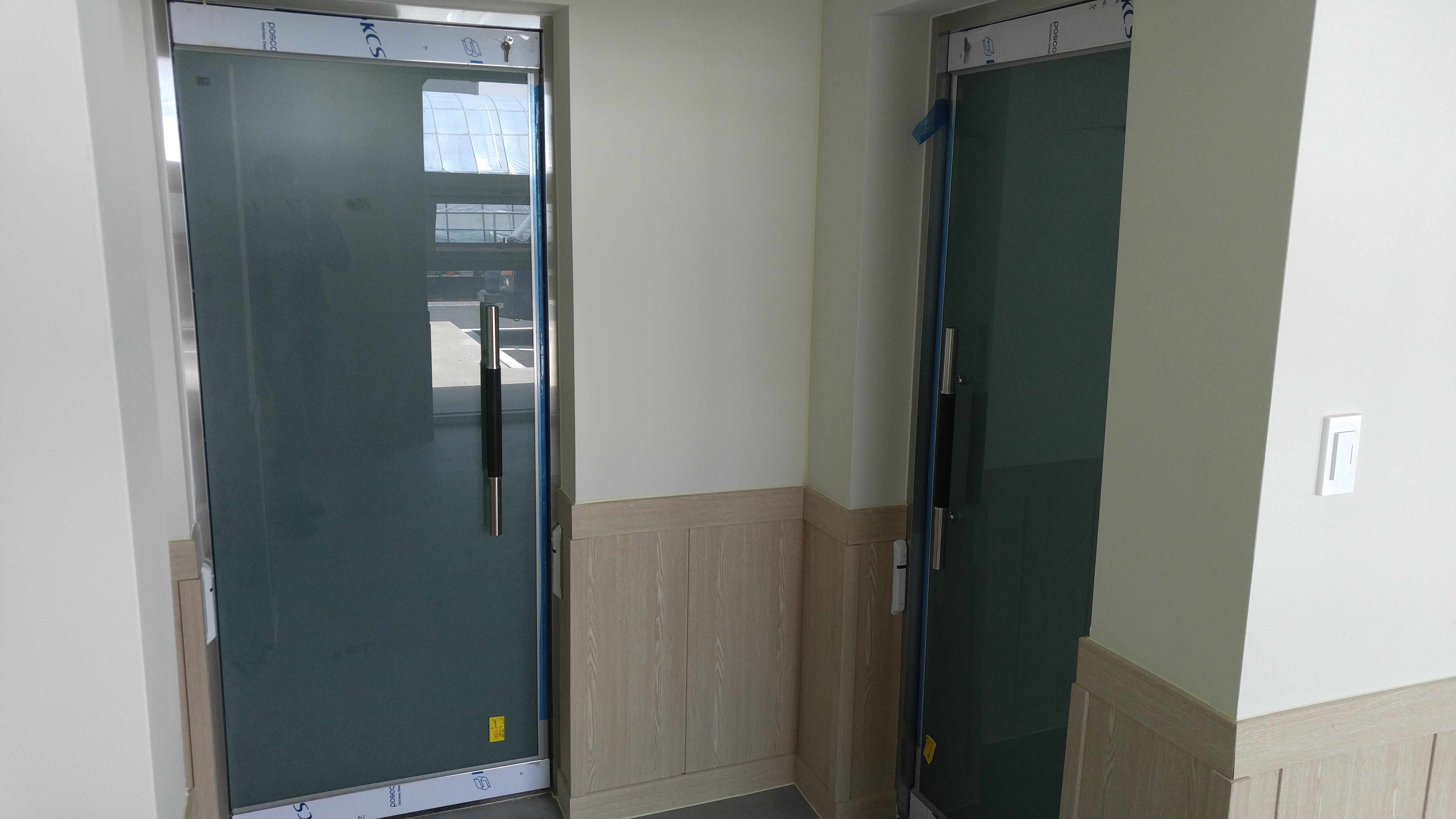 동탄 도서관 화장실 강화도어