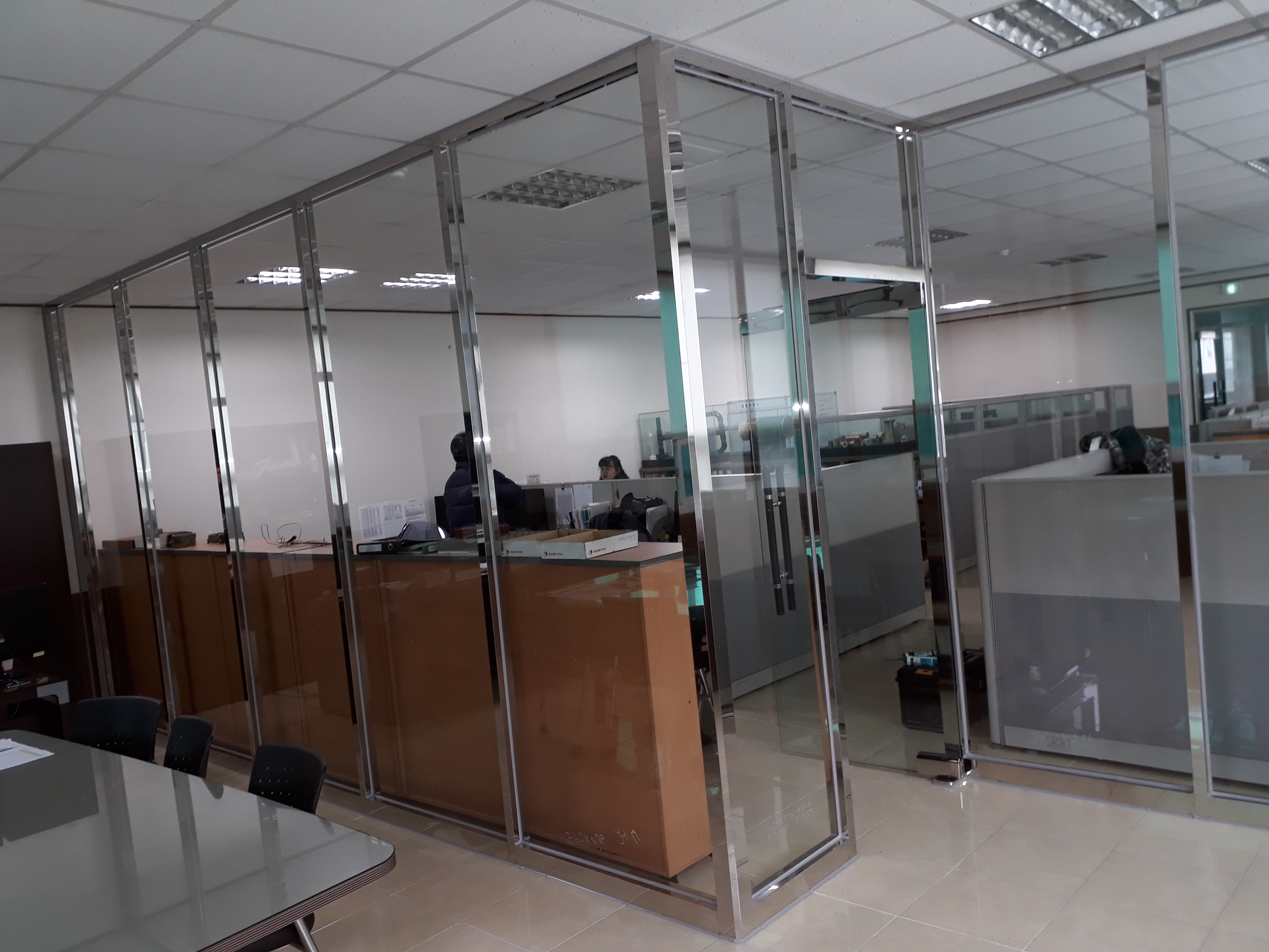 사무실 유리파티션