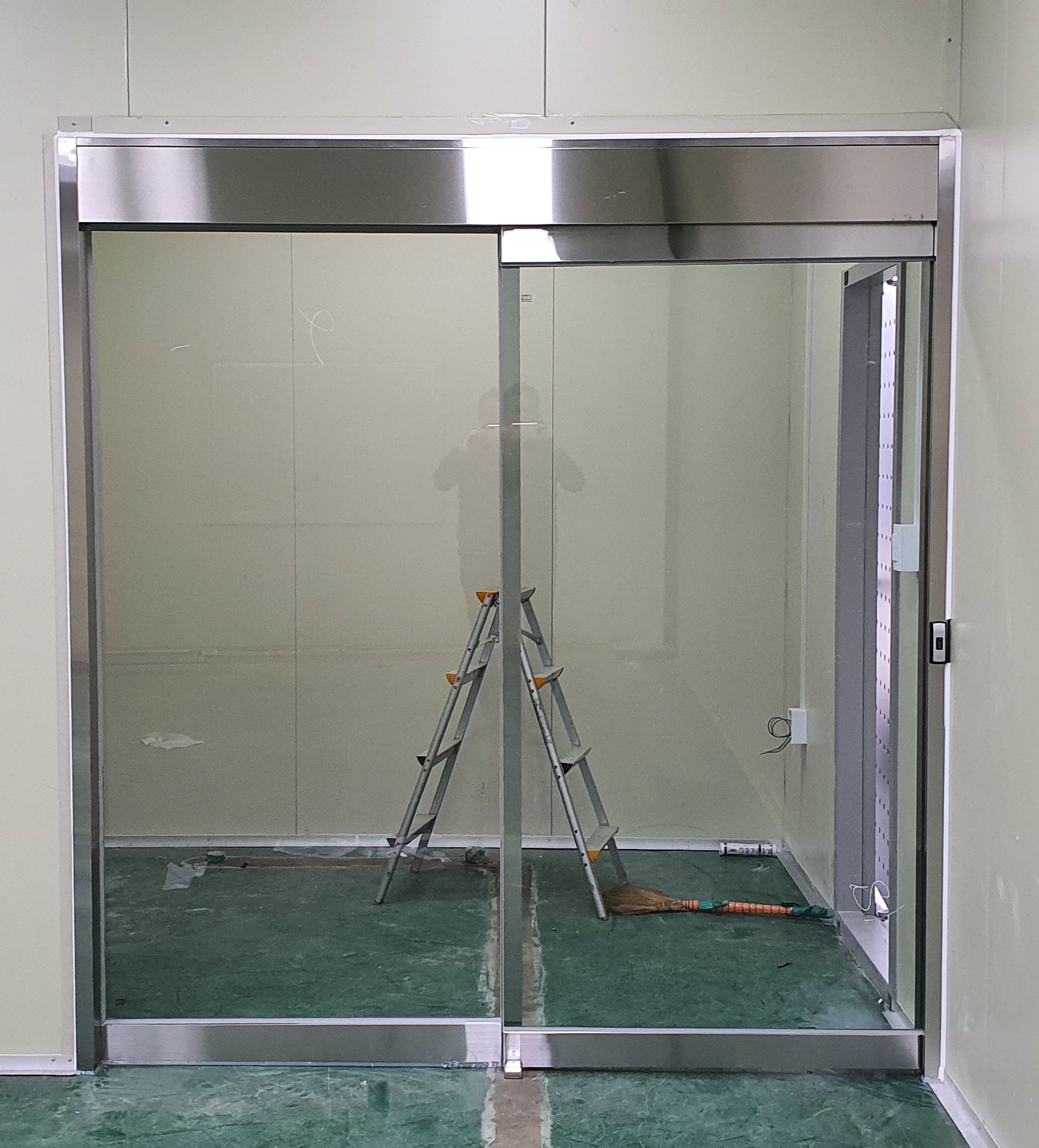 화성시 공장 편개자동문